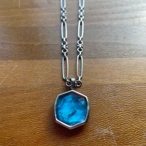 Kendra Scott Davis Pendant